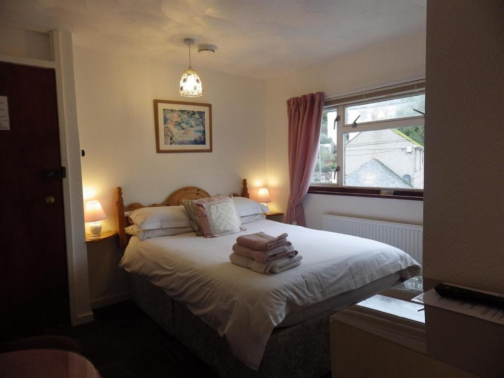 Little Harbour Guesthouse Looe Extérieur photo