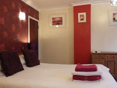 Little Harbour Guesthouse Looe Extérieur photo