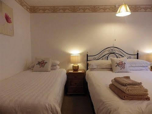 Little Harbour Guesthouse Looe Extérieur photo